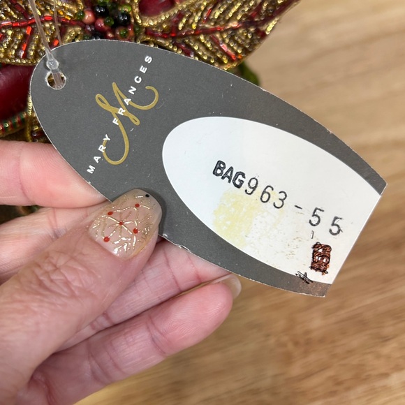 NWT Vintage Mary Frances Christmas Holly Bow Beaded Embellished Hard Case Bag - Picture 12 of 13